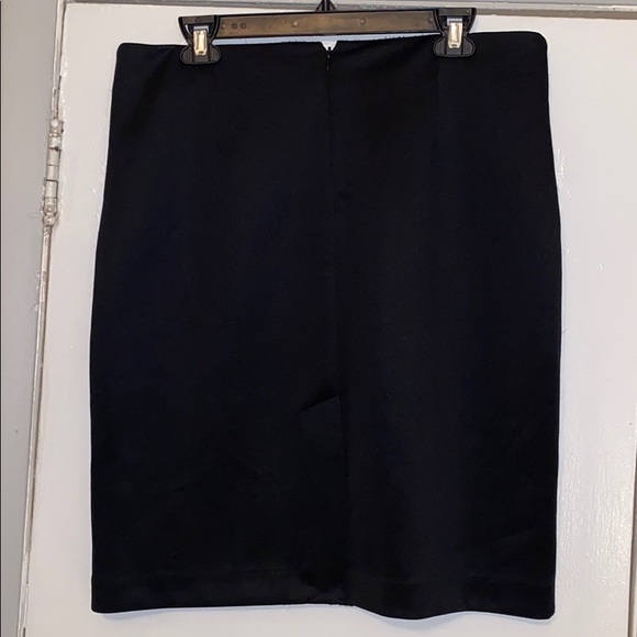 Ny@co- satin skirt with sequin detail NWT - Picture 2 of 4